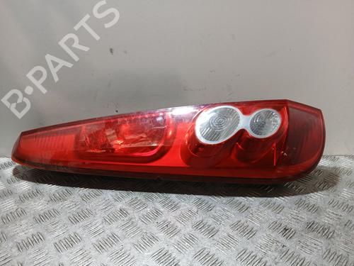 Used Left taillight FORD FIESTA V (JH_, JD_) 1.4 TDCi (68 hp) 31813653