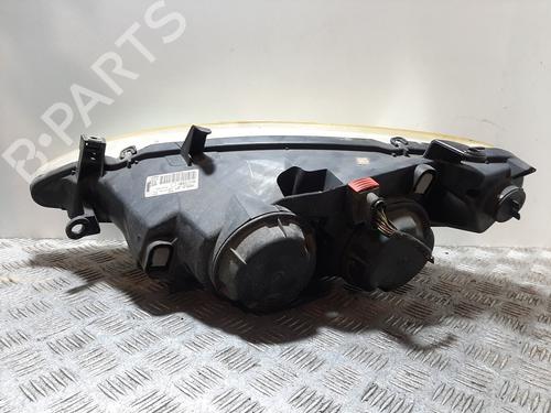 Right headlight PEUGEOT 307 Break (3E) 2.0 HDI 110 | BP30759715C29