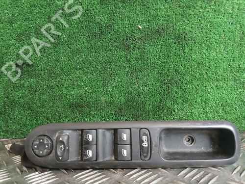 Used Left front window switch Left front window switch PEUGEOT 3008 I MPV (0U_) 1.6 HDi (109 hp) 33942541 33942541