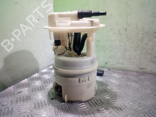 Used Fuel pump PEUGEOT 206 Hatchback (2A/C) 1.4 i (75 hp) 10318251