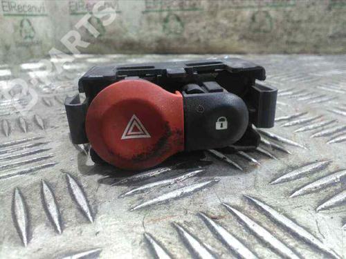 Used Warning switch RENAULT CLIO III (BR0/1, CR0/1) 1.5 dCi (BR17, CR17) (86 hp) 5130230
