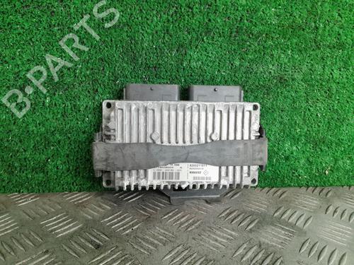 Used Engine control unit (ECU) RENAULT LAGUNA II Grandtour (KG0/1_) 2.0 16V (KG00, KG0K, KG0W, KG0P) (133 hp) 23575094