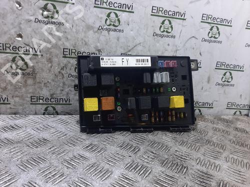 Used Fuse box OPEL ASTRA H Estate (A04) [2004-2014]  17093596