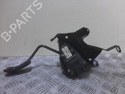 Used Break pedal NISSAN PRIMASTAR Van (X83) 2.0 dCi 115 (114 hp) 32713060