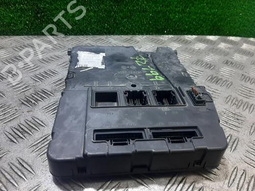 Used Fuse box RENAULT MEGANE II (BM0/1_, CM0/1_) [2001-2012]  21203299