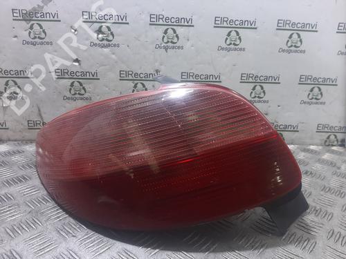 Achterlicht links PEUGEOT 206 Hatchback (2A/C) [1998-2012]  19542180