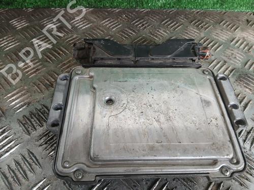 Used Engine control unit (ECU) ALFA ROMEO 147 (937_) 1.9 JTDM 8V (937.AXD1A, 937.AXU1A, 937.BXU1A) (120 hp) 31628095