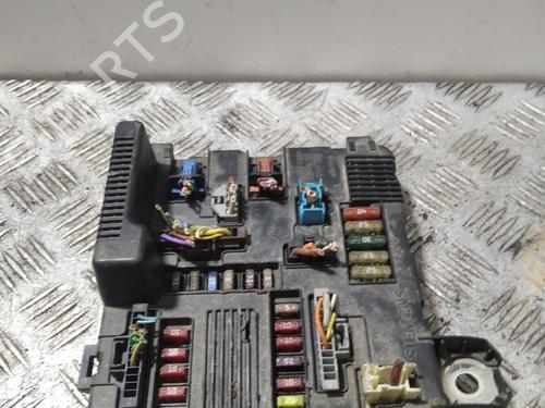 Used Fuse box RENAULT MEGANE II Saloon (LM0/1_) [2003-2025]  29814174