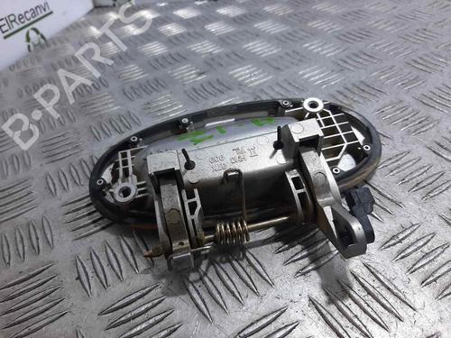 Venstre bak utvendig håndtak HYUNDAI LANTRA II (J-2) 1.6 i | BP7083263C130