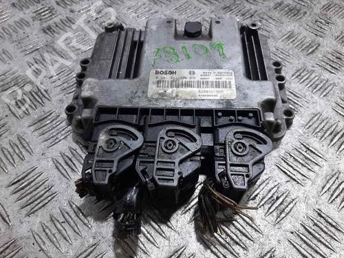 Used Engine control unit (ECU) RENAULT SCÉNIC II (JM0/1_) [2003-2010]  15424697