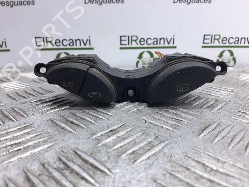 Used Switch FORD FOCUS I (DAW, DBW) 1.6 16V (100 hp) 5837561