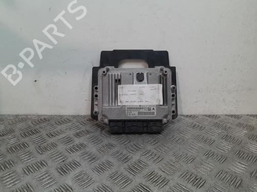 Used Engine control unit (ECU) Engine control unit (ECU) CITROËN C4 I (LC_) [2004-2014] 34461175 34461175