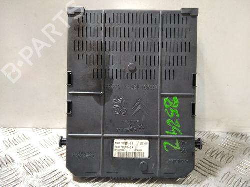 Used Fuse box Fuse box CITROËN C4 Picasso I MPV (UD_) 2.0 HDi 138 (136 hp) 33842839 33842839