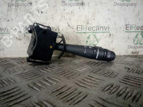 Used Steering column stalk RENAULT ESPACE IV (JK0/1_) 2.2 dCi (JK0H) (150 hp) 4584202