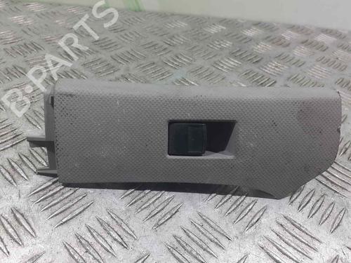 Used Right front window switch TOYOTA YARIS (_P9_) 1.0 VVT-i (KSP90_, KSP90R) (69 hp) 7220073