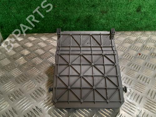 Used Fuse box PEUGEOT 206 Hatchback (2A/C) 1.4 LPG (75 hp) 26335416