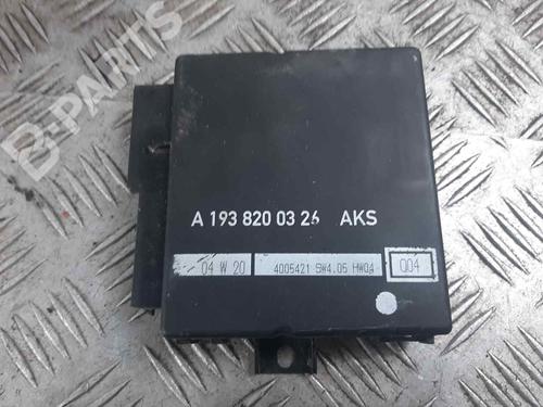 electronic-module-chrysler-crossfire-a1938200326-4005421-2003-2004-2005-2006-2007-2008-10565341 main image