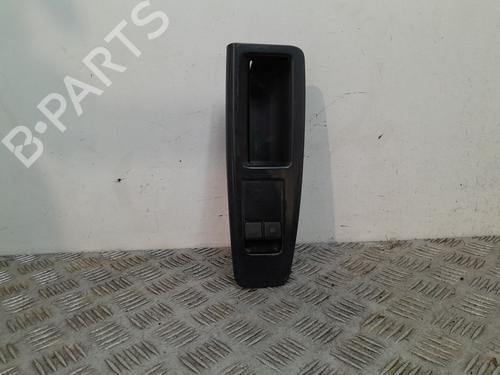 Comutador vidro frente esquerdo Comutador vidro frente esquerdo VW POLO IV (9N_, 9A_) 1.9 TDI (101 hp) 34510121 34510121