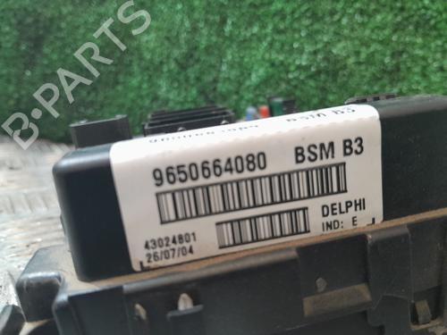 Fuse box PEUGEOT 307 Break (3E) | BP37416730E1 - Image 3
