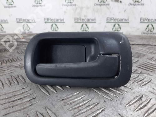 Used Front right interior door handle Front right interior door handle HONDA CIVIC VII Hatchback (EU, EP, EV) [2000-2006] 10678611 10678611