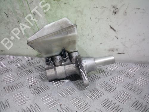 Used Brake master cylinder PEUGEOT 5008 (0U_, 0E_) 1.6 BlueHDi 120 (120 hp) 10058204