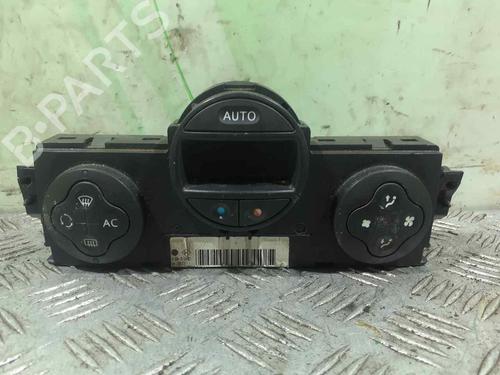 Used Climate control RENAULT MEGANE II (BM0/1_, CM0/1_) [2001-2012]  10339594