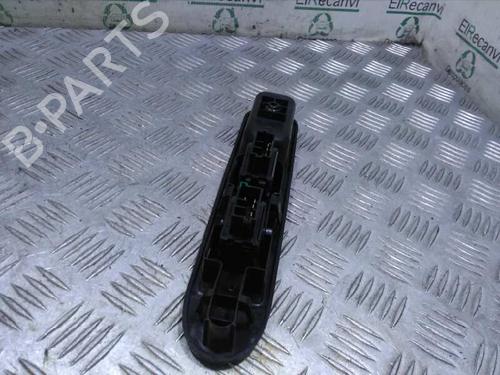 Interrupteur de vitre avant gauche PEUGEOT 307 (3A/C) 1.6 16V (109 hp) 4524985
