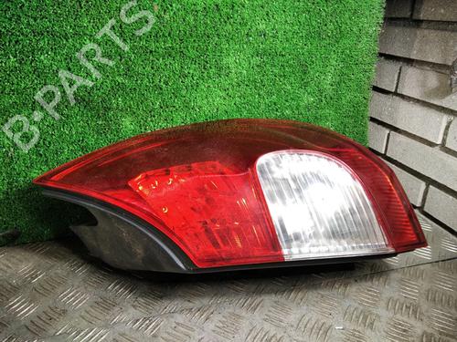 Used Right taillight Right taillight RENAULT SCÉNIC II (JM0/1_) [2003-2010] 33276998 33276998