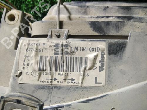 Left headlight SEAT LEON (1M1) 1.6 16 V | BP29452897C28