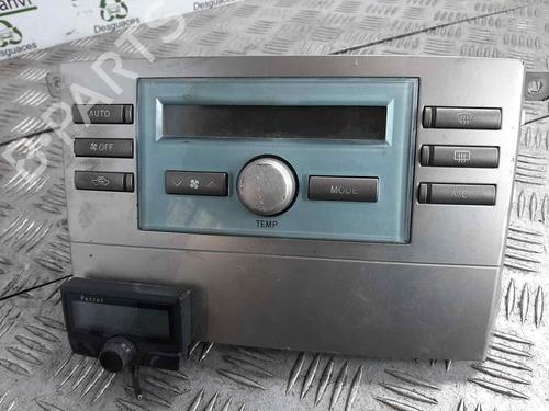Used Climate control Climate control TOYOTA COROLLA Verso (ZER_, ZZE12_, R1_) 2.2 D-4D (AUR10_, AUR10R) (136 hp) 9217294 9217294