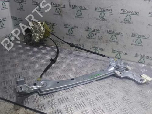 Alzavetro posteriore sinistro RENAULT MEGANE III Hatchback (BZ0/1_, B3_) 1.5 dCi (106 hp) 4548381