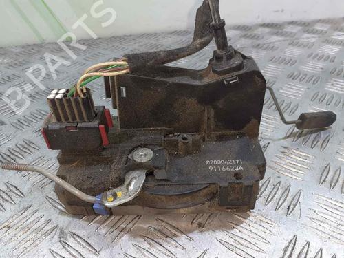 Used Front right lock RENAULT TRAFIC II Van (FL) 1.9 dCi 80 (FL0B) (82 hp) 7527718