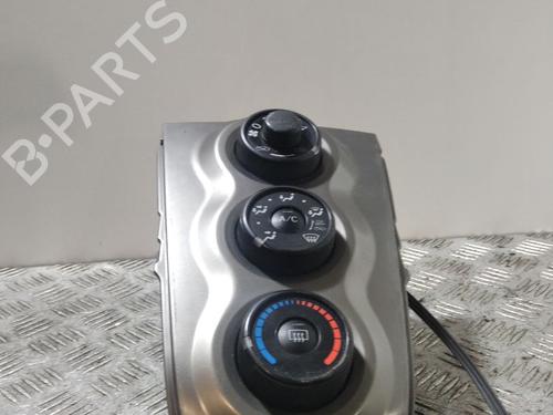 Used Climate control TOYOTA YARIS (_P9_) 1.0 VVT-i (KSP90_, KSP90R) (69 hp) 29512371