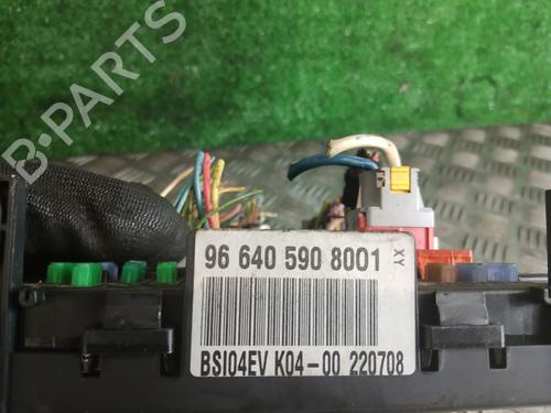 Fuse box CITROËN C5 II (RC_) | BP32987077E1 - Image 3