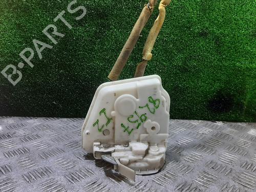 Venstre bagtil lås MAZDA 2 (DE_, DH_) 1.4 MZR-CD (68 hp) 28421643