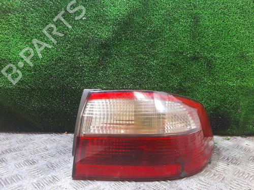 Høyre baklys RENAULT LAGUNA II (BG0/1_) [2001-2007]  28524131