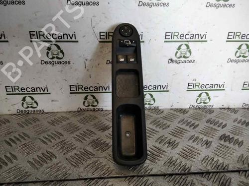 Used Left front window switch PEUGEOT 307 SW (3H) [2002-2009]  16758424