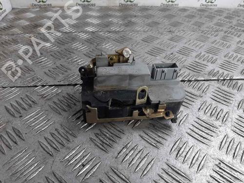 Used Front left lock PEUGEOT 306 Hatchback (7A, 7C, N3, N5) [1993-2003]  11508164