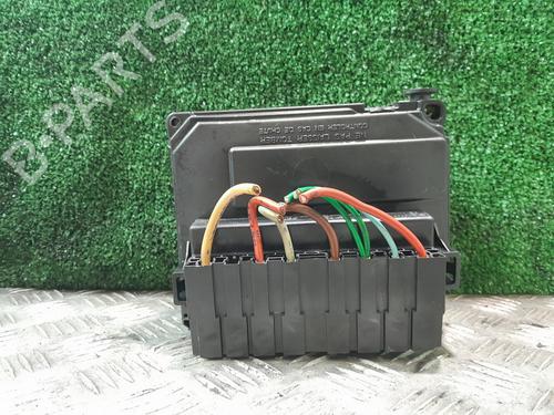 Used Fuse box Fuse box 38050339 38050339
