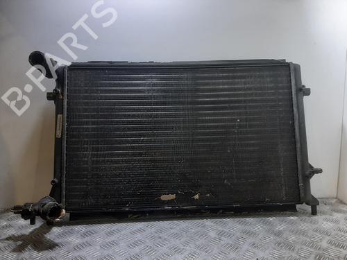 Used Water radiator Water radiator AUDI A3 (8P1) 1.6 (102 hp) 32713070 32713070