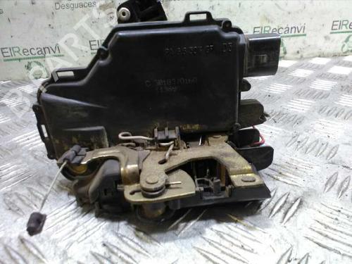 Używane Zamek drzwi przednich prawych SEAT TOLEDO II (1M2) [1998-2006]  4526007