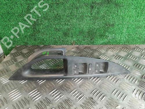 Used Left front window switch SEAT ALTEA (5P1) [2004-2015]  28961455