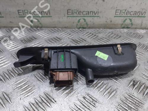 Right rear window switch RENAULT ESPACE IV (JK0/1_) 1.9 dCi (JK0U, JK0G) | BP4689595I28