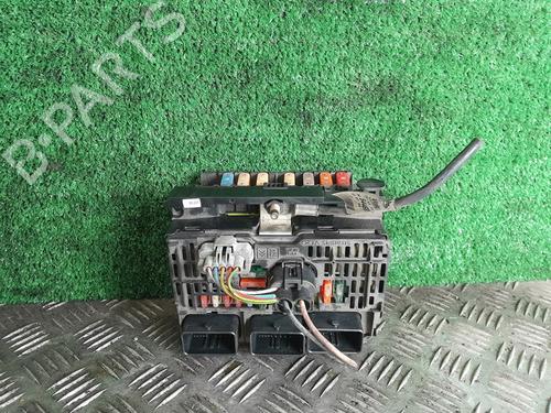 fuse-box-peugeot-407-6d_-2004-2005-2006-2007-2008-2009-2010-2011-30298451 main image