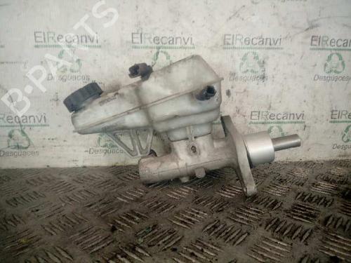 Used Brake master cylinder PEUGEOT EXPERT Van (VF3A_, VF3U_, VF3X_) 2.0 HDi 120 (120 hp) 4588603