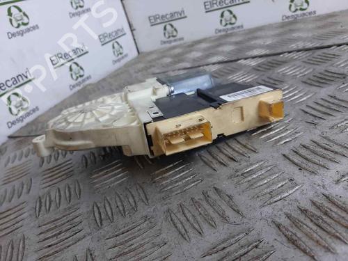 Right front window motor PEUGEOT 307 SW (3H) 1.6 HDI 110 | BP8347370E20