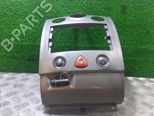 Ratlås/Tændingslås RENAULT MEGANE II Saloon (LM0/1_) 1.9 dCi (LM0G, LM1G, LM2C) (120 hp) 21536863