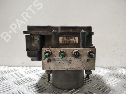 Used ABS pump ABS pump RENAULT CLIO II (BB_, CB_) [1998-2016] 33853034 33853034