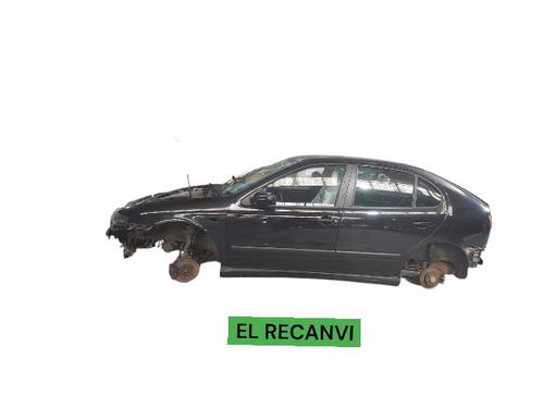 Gebruikte SEAT LEON (1M1) 1.6 16 V (105 hp) 4413699 Onderdelen