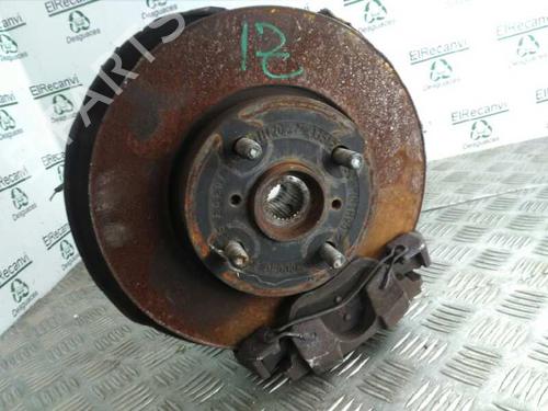 Used Left front steering knuckle TOYOTA YARIS (_P9_) 1.0 VVT-i (KSP90_, KSP90R) (69 hp) 4606907